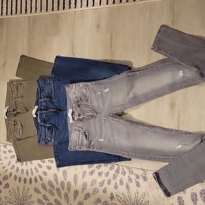 3 Pairs Of Zara Trafaluc Stretchy Jegging Jeans